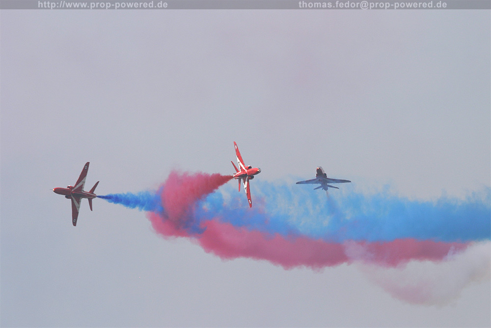 redarrows